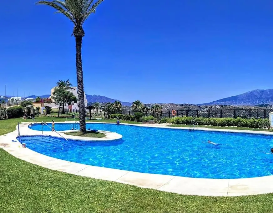 Renovated Townhouse Walk To Beach And Golf Rdr417 Μάλαγα